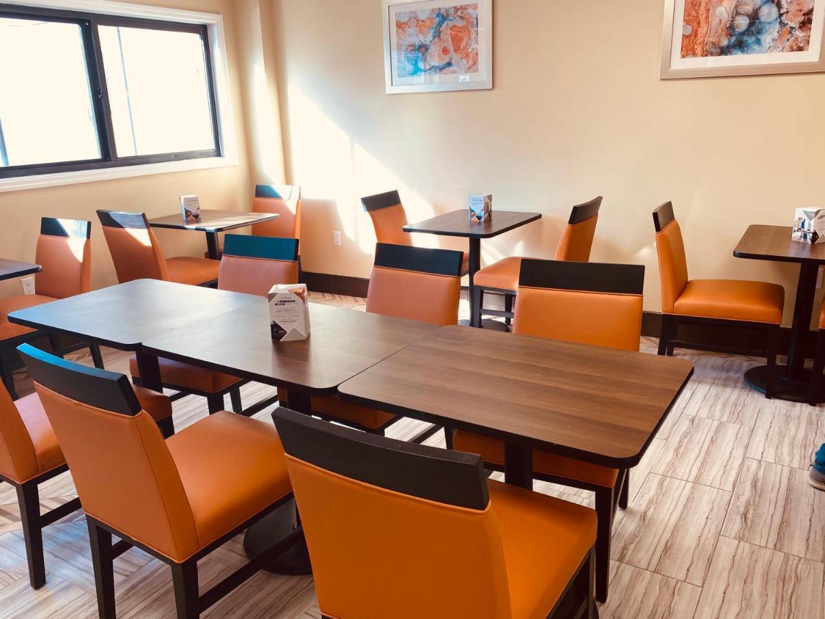 Surface Inn Brooklyn นิวยอร์ก ภายนอก รูปภาพ