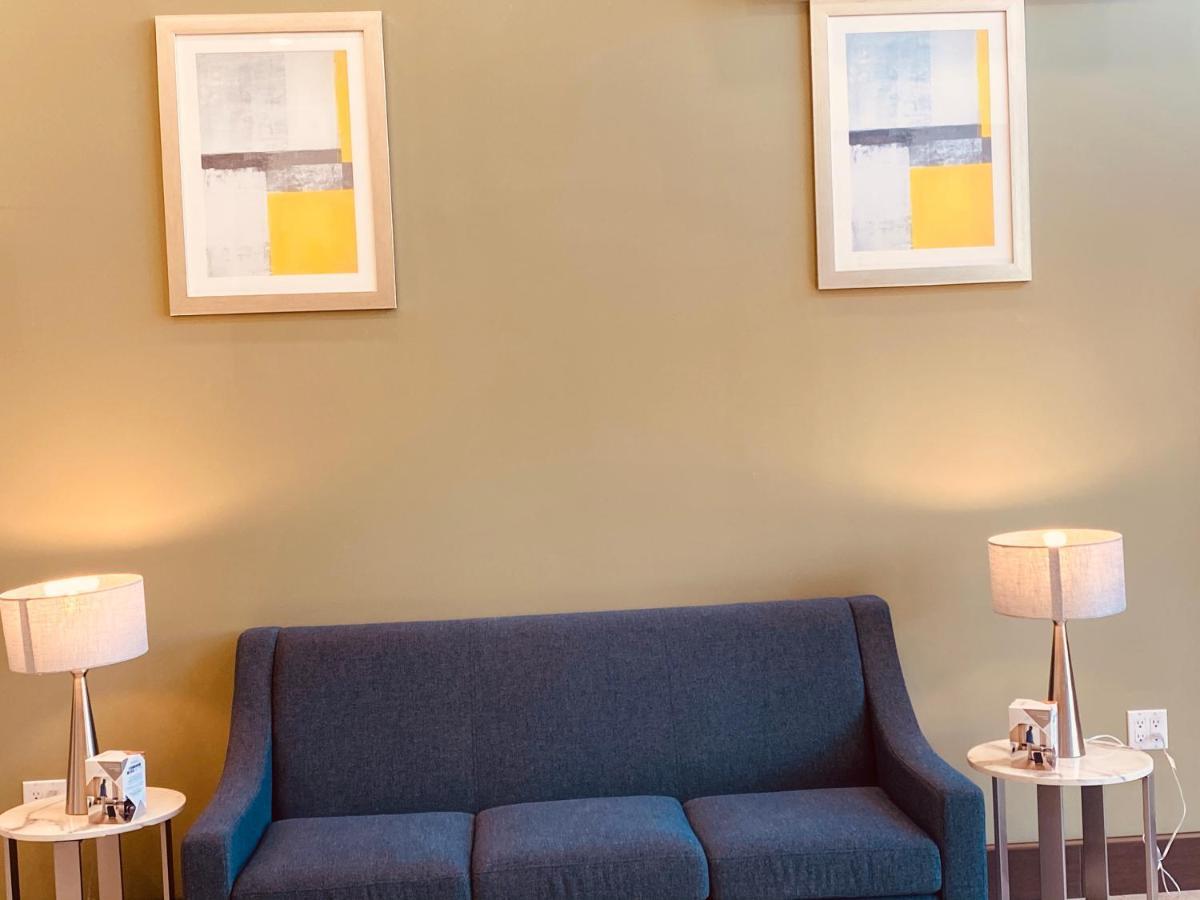 Surface Inn Brooklyn นิวยอร์ก ภายนอก รูปภาพ