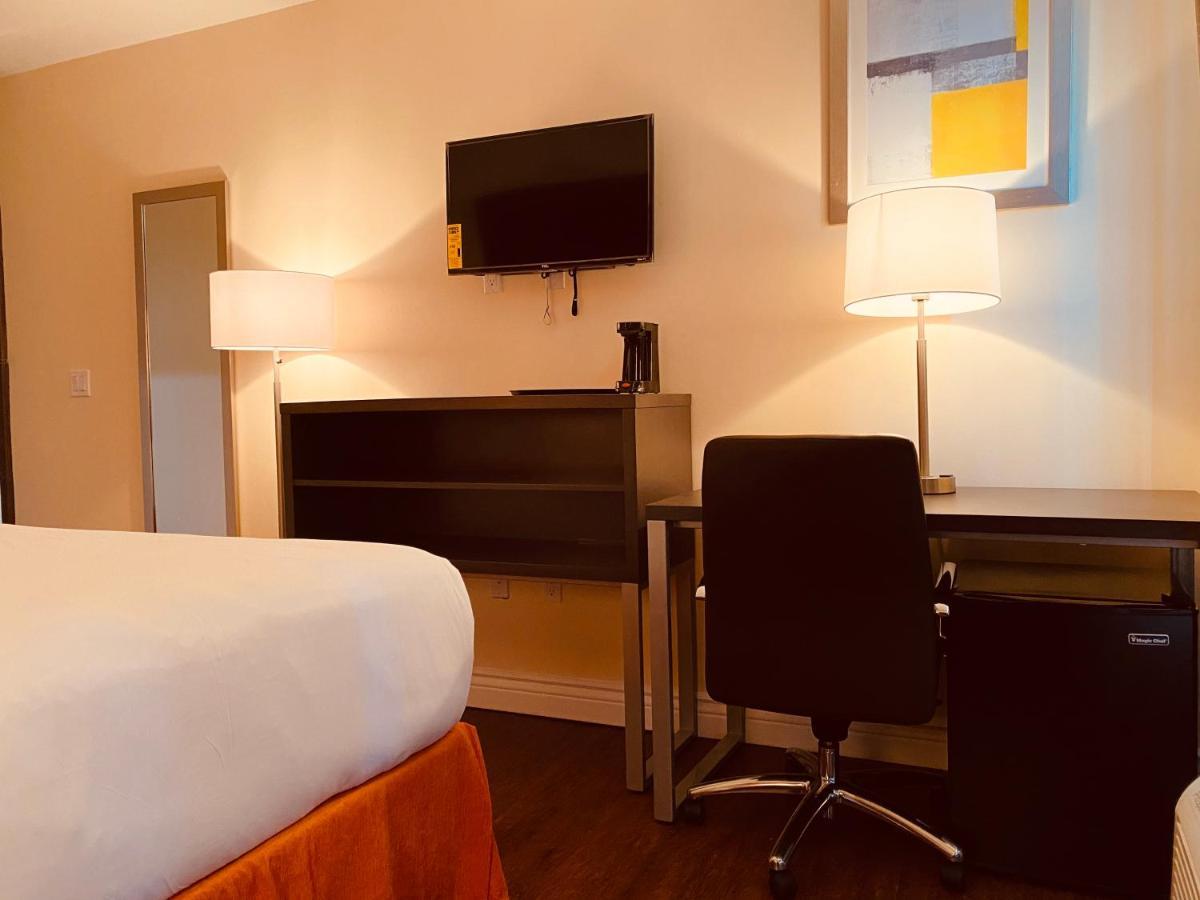 Surface Inn Brooklyn นิวยอร์ก ภายนอก รูปภาพ